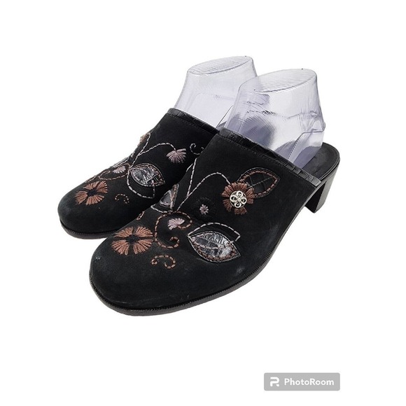 Brighton Shoes - Brighton Fiona Embroidered Black Nubuck Suede Mules Slip On Size 10M